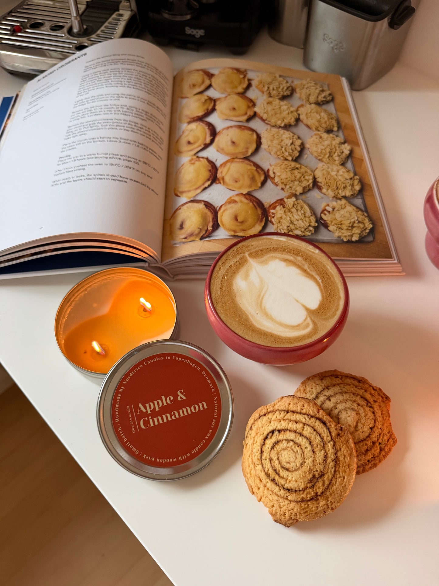 Soy Scented Candle, Apple & Cinnamon M-L-XL