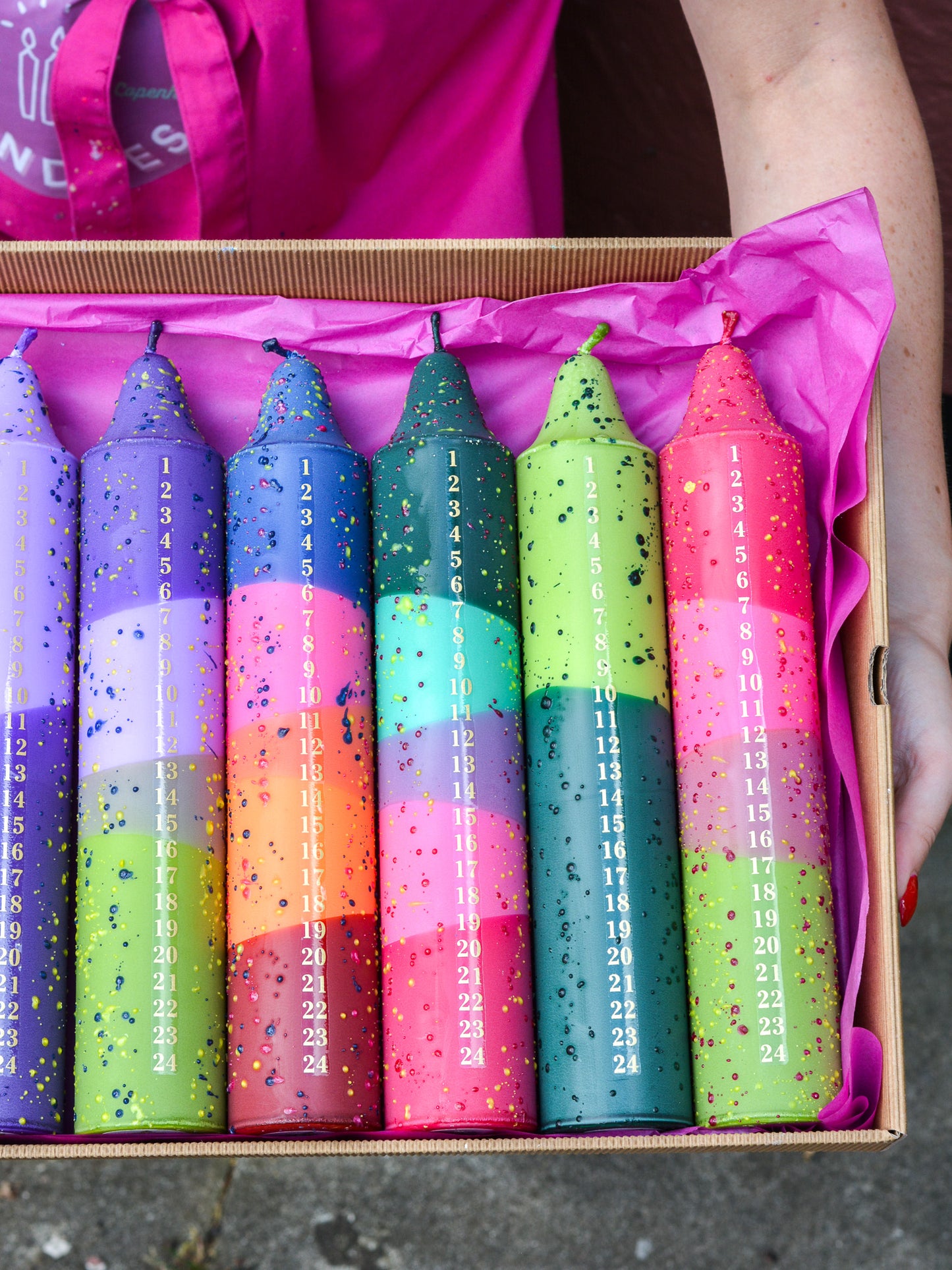 Advent Candle, Confetti Tulips & Olive Garden