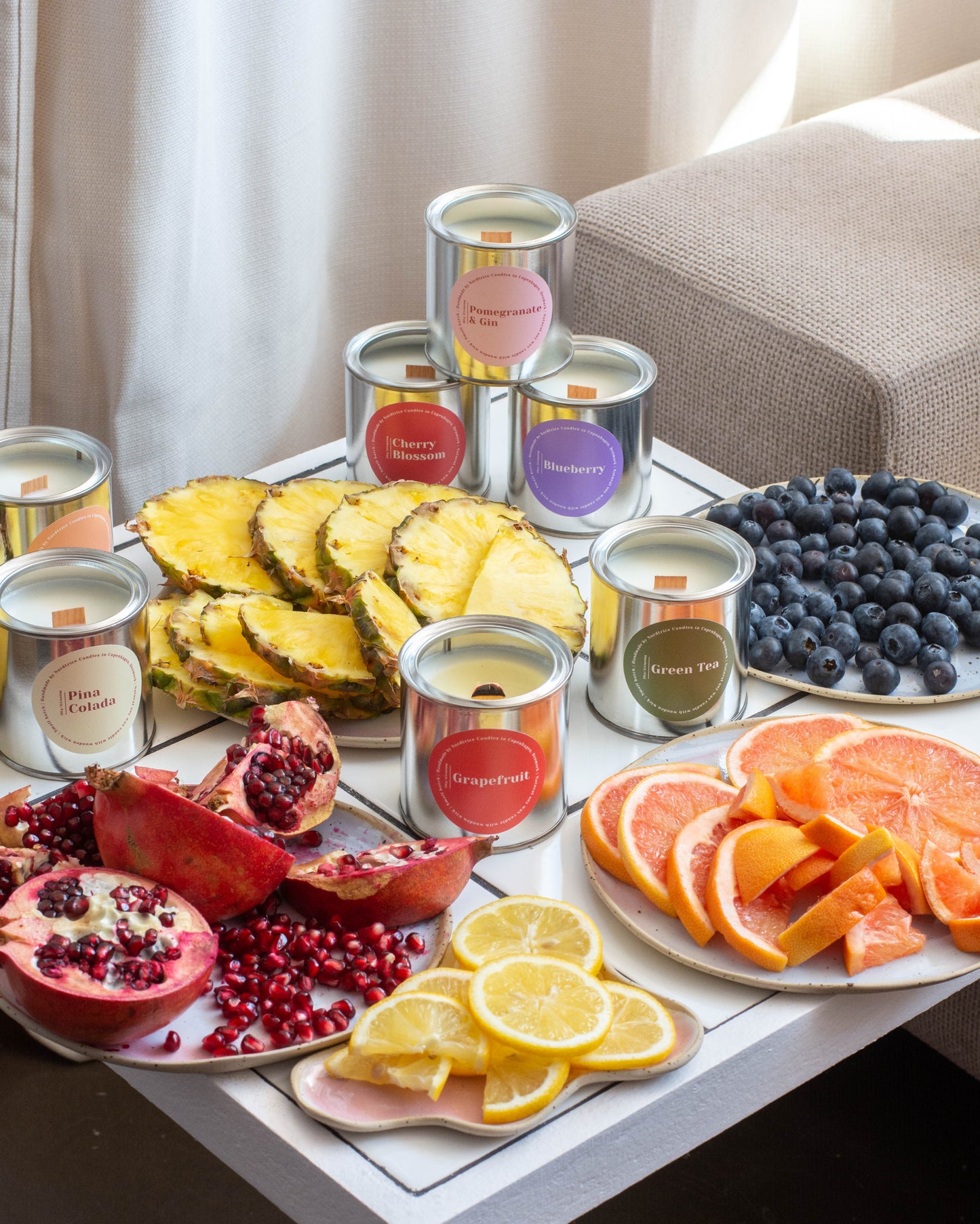 Soy Scented Candle, Pomegranate & Gin M-L-XL size