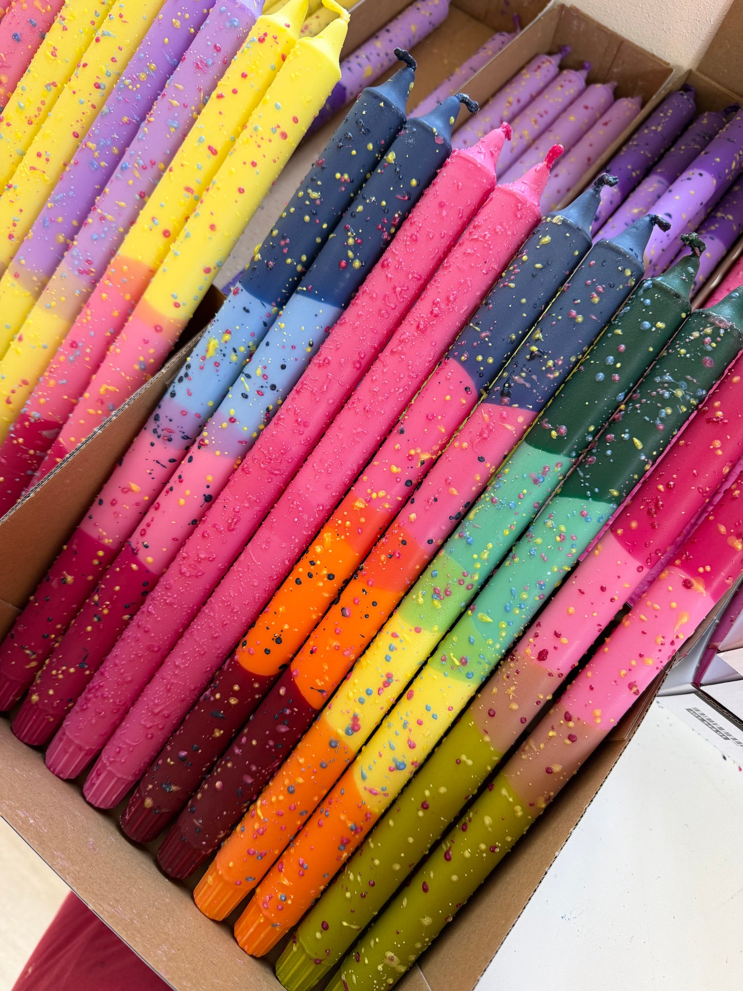 Taper Candles long confetti