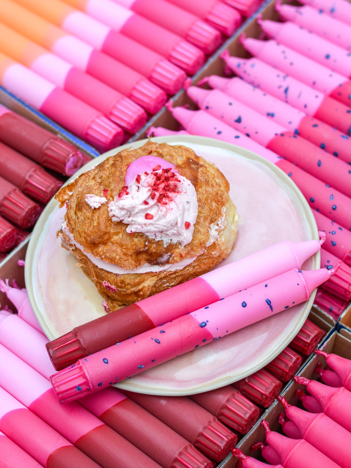 Pink / Fuchsia / Red