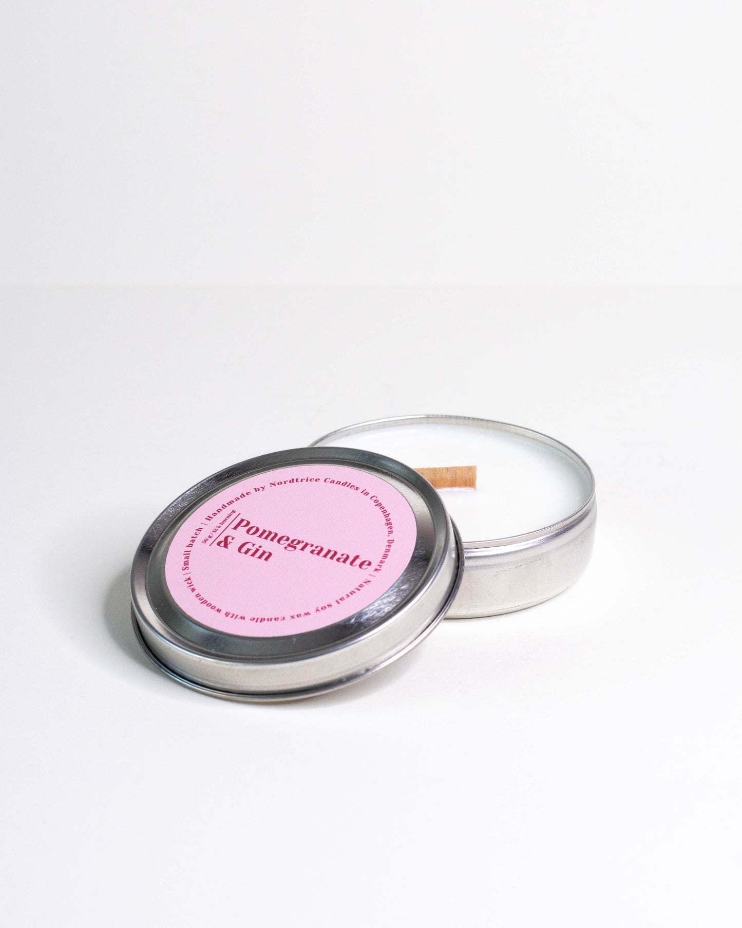 Soy Scented Candle, Pomegranate & Gin M/L size