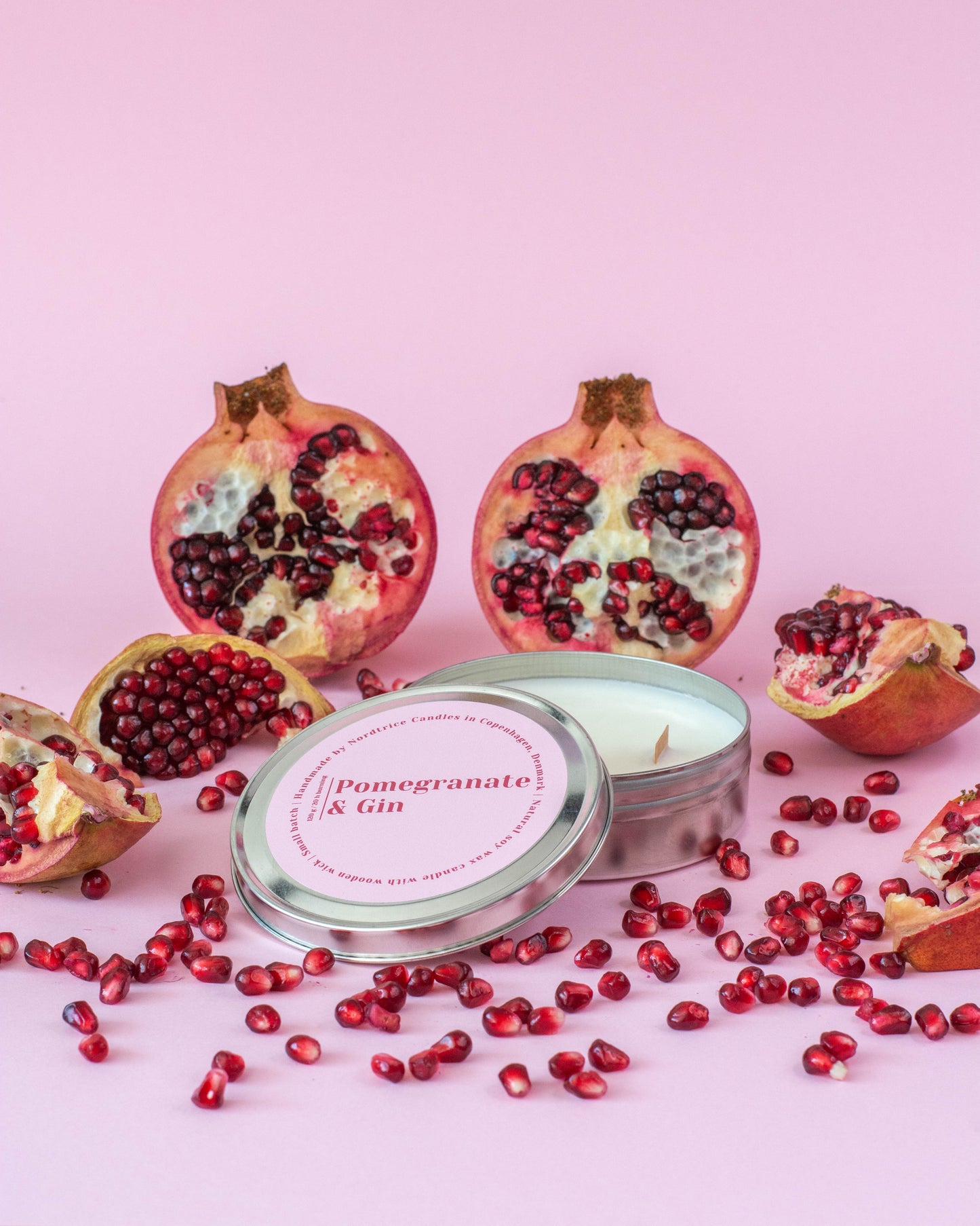 Soy Scented Candle, Pomegranate & Gin M/L size