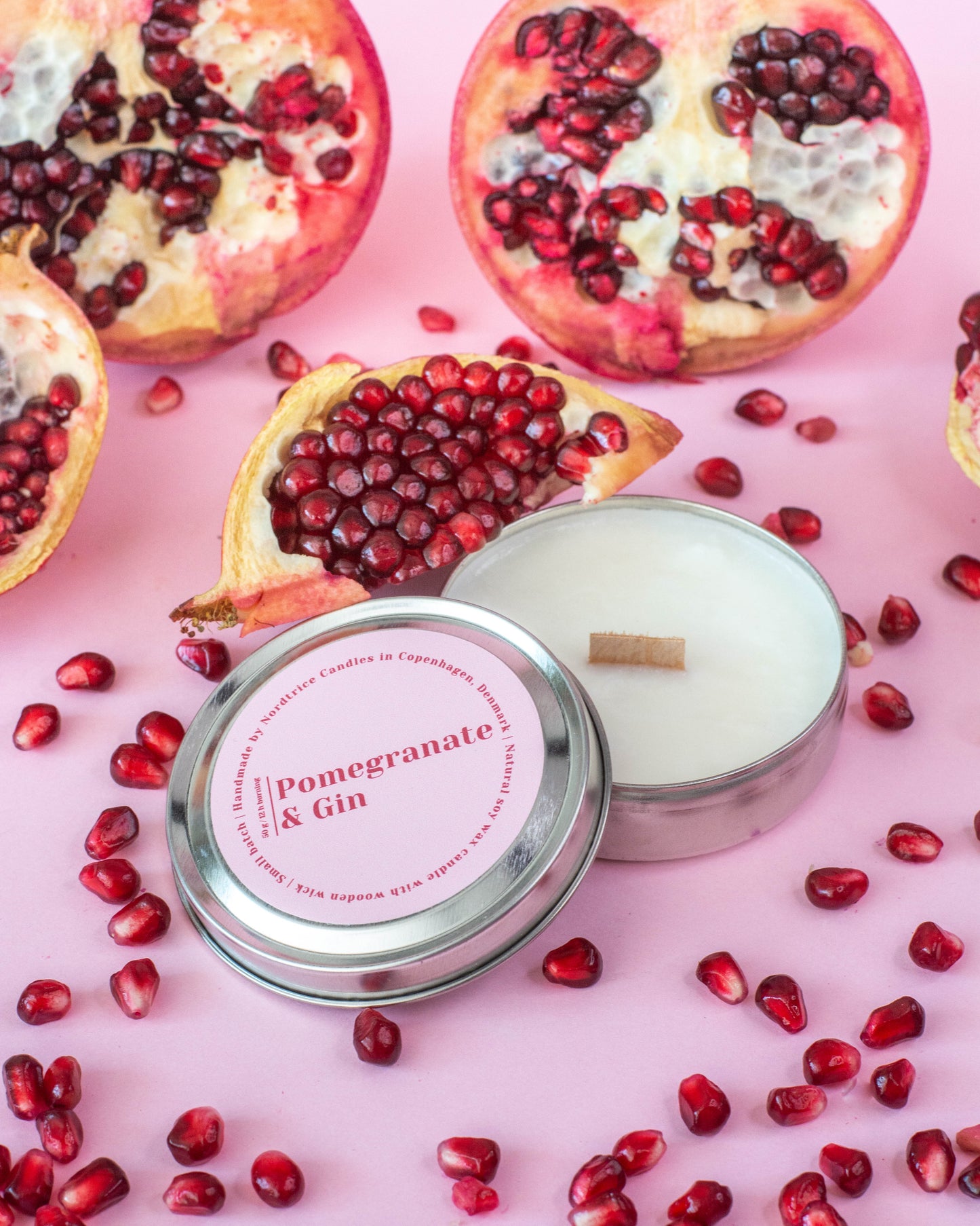 Soy Scented Candle, Pomegranate & Gin M/L size